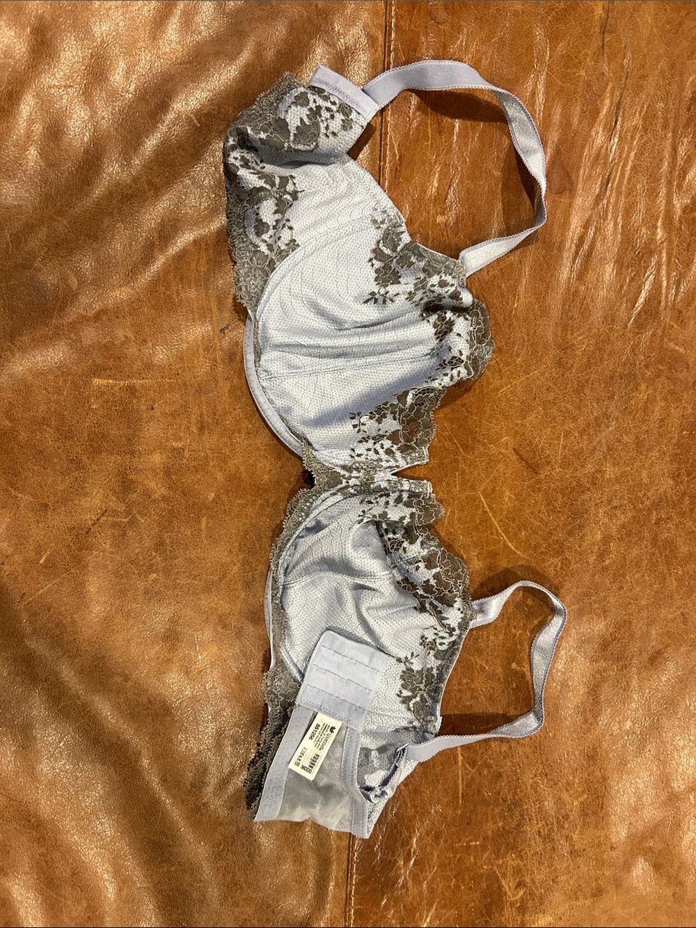 Wacoal Light Gray Lace Underwire Bra